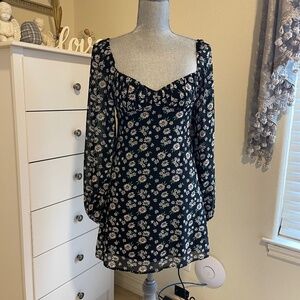 Princess Polly Daisy Print Dress Size 4